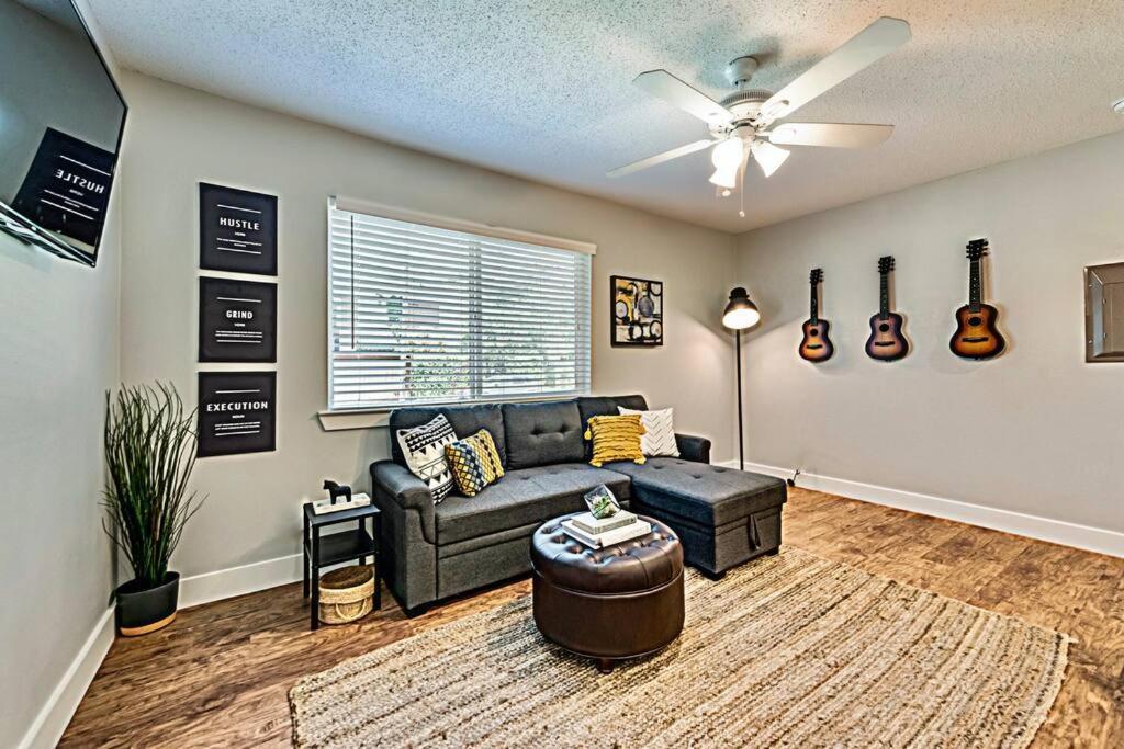 The Rhythm Room Near Downtown Dallas! Εξωτερικό φωτογραφία